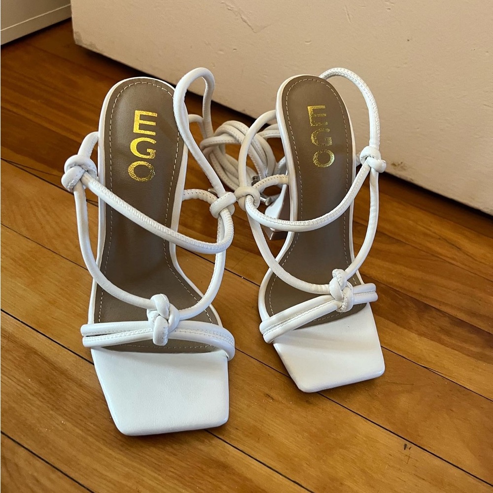 Sz 6 heels